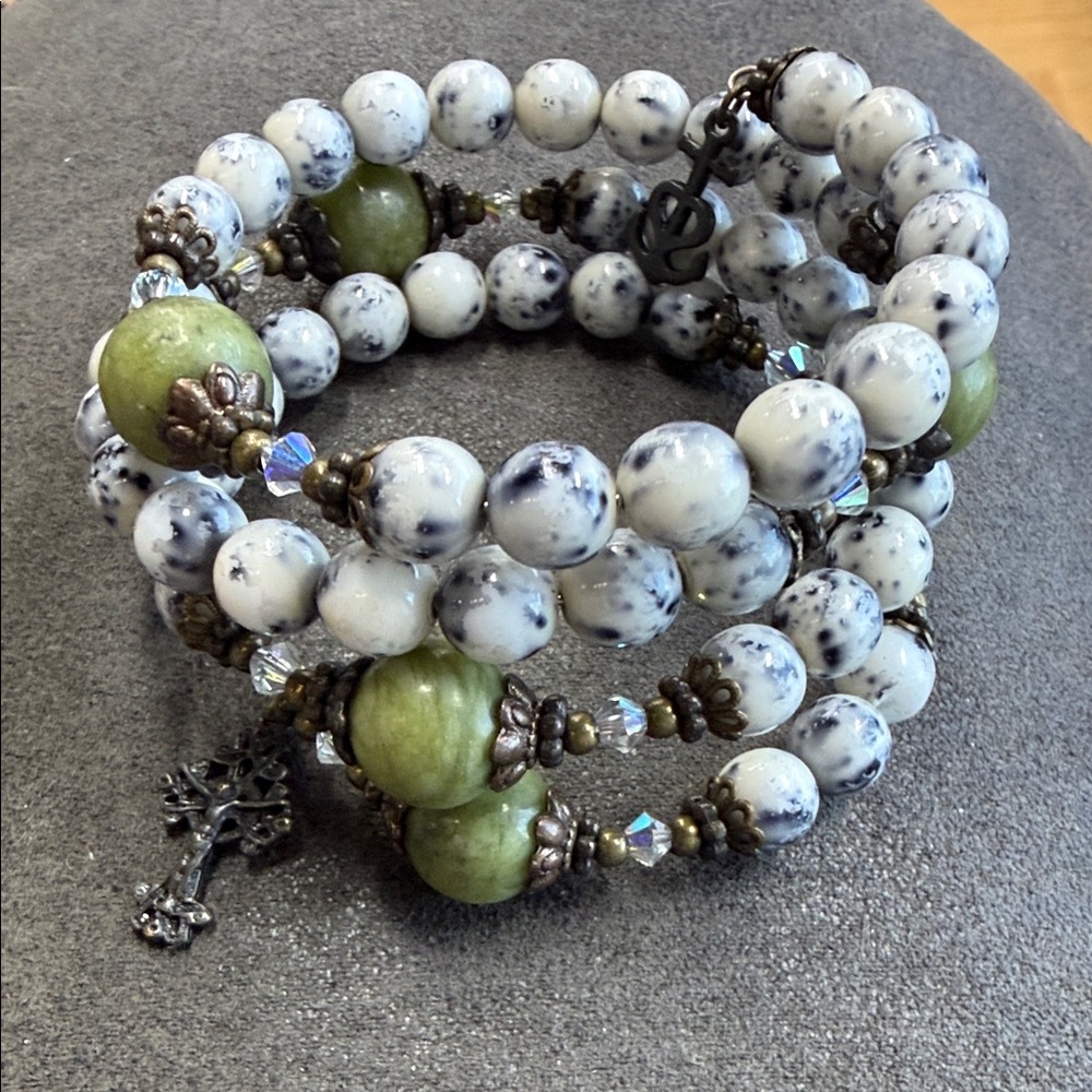 Connemara Marble Rosary Wrap Bracelet w/celtic cross - Picture 4 of 6